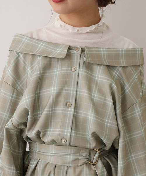 one after another NICE CLAUP（ワンアフターアナザーナイスクラップ）の「ベルト付チュニック風ブラウス（シャツ/ブラウス・レディース・オフホワイト/ミント/チェック・FREE）」の4枚目の写真