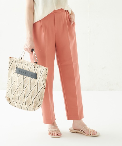 natural couture(ナチュラルクチュール)の「【WEB限定カラー有り】プチプラ美シルエットテーパードSサイズ(その他パンツ・レディース・ミント/グリーン/ラベンダー/アイボリー/ブラック/イエロー/オレンジ・SMALL)」の7枚目の写真