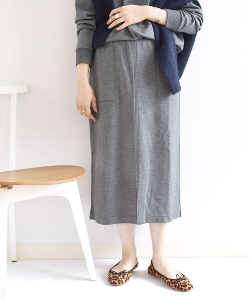 SHIPS Days(シップスデイズ)の「SHIPS Days:ポンチスリットスカート◇(スカート・レディース・グレー/オリーブ・S~M/M~L)」の1枚目の写真