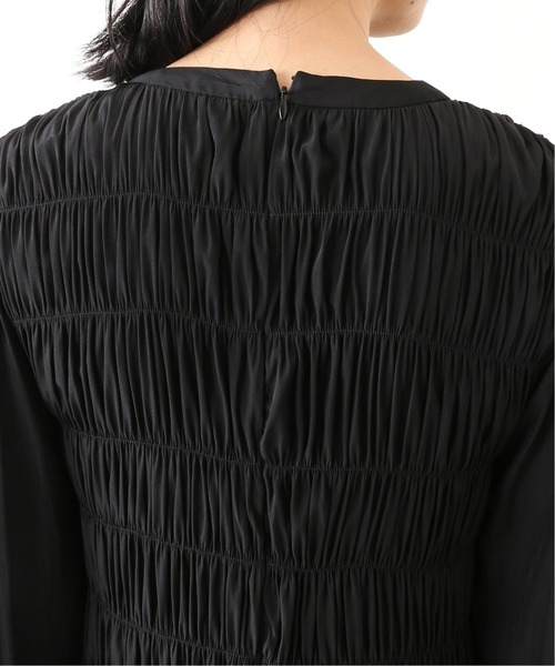 HARDY NOIR（アルディーノアール）の「カッセンギャザーパフスリーブ  