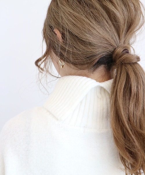 AMERICAN HOLIC（アメリカンホリック）の「タートルネック裾スリットニットチュニック（ニット/セーター・レディース・グレイッシュベージュ/杢グレー/パープル/オフホワイト/チャコールグレー・MEDIUM/LARGE）」の11枚目の写真