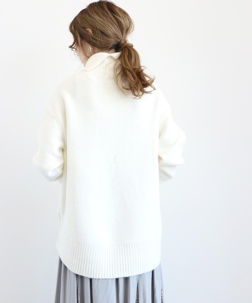 AMERICAN HOLIC（アメリカンホリック）の「タートルネック裾スリットニットチュニック（ニット/セーター・レディース・グレイッシュベージュ/杢グレー/パープル/オフホワイト/チャコールグレー・MEDIUM/LARGE）」の10枚目の写真