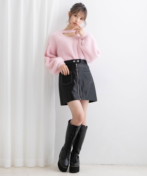Newlyme(ニューリーミー)の「チョーカーデザインシャギーニットトップス(ニット/セーター・レディース・ホワイト/レッド/ベビーピンク/パープル・MEDIUM)」の16枚目の写真