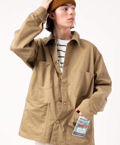 UNIVERSAL OVERALL（ユニバーサルオーバーオール）の「UNIVERSAL