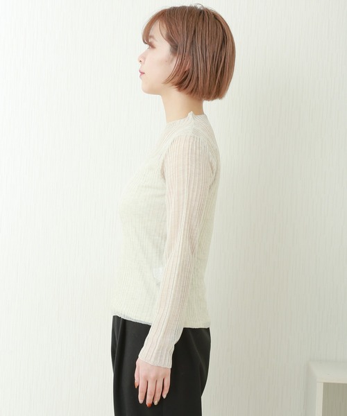 libelle more(リベル モア)の「ビスコース混光沢シアーランダムリブ+ボードレーキャミ セット(Tシャツ/カットソー・レディース・オフホワイト/ブラック/ライトベージュ/ライトピンク/シルバー・M/L)」の19枚目の写真