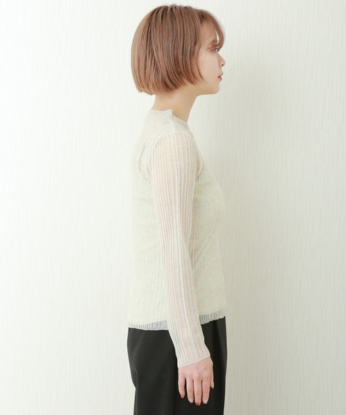 libelle more(リベル モア)の「ビスコース混光沢シアーランダムリブ+ボードレーキャミ セット(Tシャツ/カットソー・レディース・オフホワイト/ブラック/ライトベージュ/ライトピンク/シルバー・M/L)」の16枚目の写真