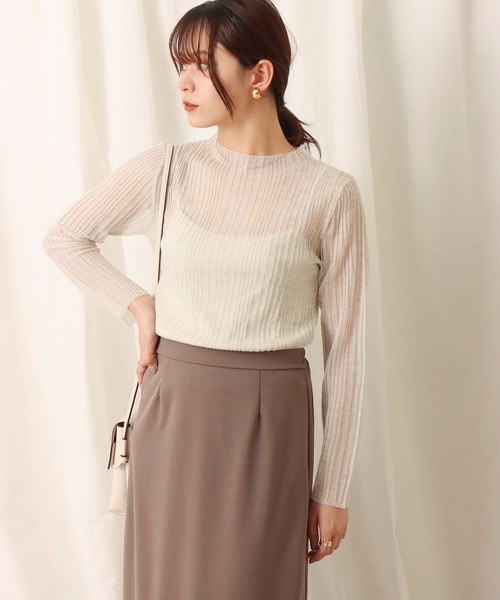 libelle more(リベル モア)の「ビスコース混光沢シアーランダムリブ+ボードレーキャミ セット(Tシャツ/カットソー・レディース・オフホワイト/ブラック/ライトベージュ/ライトピンク/シルバー・M/L)」の6枚目の写真