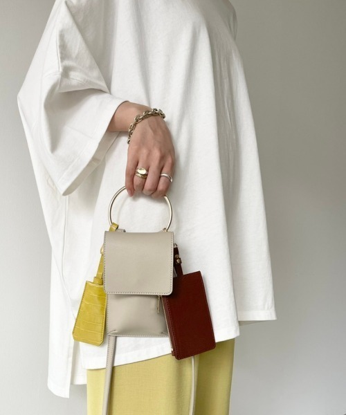 NEUNA（ヌナ）の「【自由にアレンジが可能！】モバイルケース/パスケース・定期入れ/キーケース/組み合わせヴィーガンレザーショルダーバッグ（ショルダーバッグ・レディース・ブラック/グレイッシュベージュ/ミント/マルチ・FREE）」の15枚目の写真