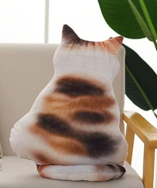 aimoha(アイモハ)の「猫背中柄クッション抱き枕(その他雑貨・レディース・ブラック系2/ダークブラウン系1/オレンジ系1/ホワイト系1/ホワイト系2/ブラック系1/ピンク・MEDIUM)」の8枚目の写真