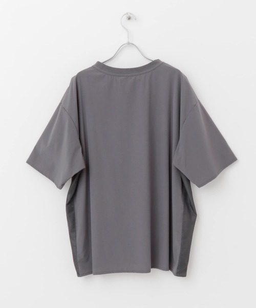 URBAN RESEARCH ROSSO MEN(アーバンリサーチロッソメン)の「メッシュ切替アクティブTシャツ(Tシャツ/カットソー・メンズ・ブラック/チャコールグレー・MEDIUM/LARGE)」の14枚目の写真