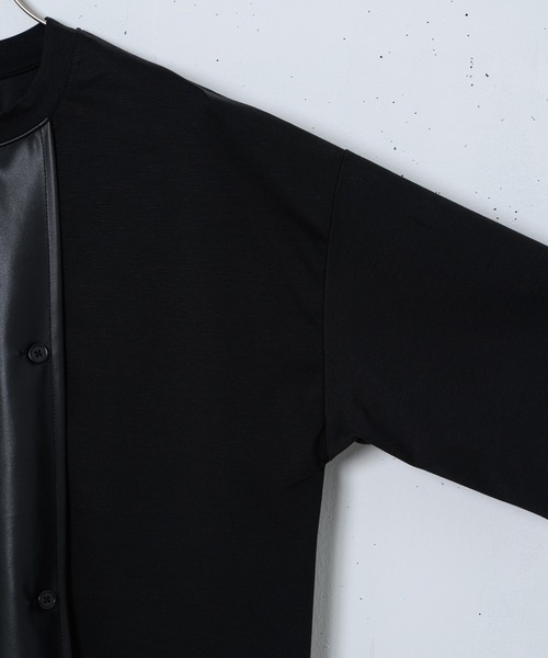 Alcindor Materials（アルシンダーマテリアルズ）の「synthetic leather poncho T-shirts/シンセティックレザーポンチョT（Tシャツ/カットソー・メンズ・ブラック・MEDIUM/LARGE）」の14枚目の写真