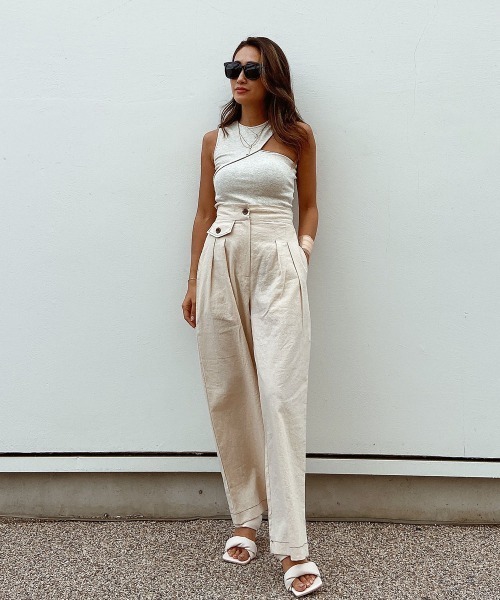 esutoreja（エストレジャ）の「デザインカットタンクトップ（タンクトップ・レディース・オートミール・FREE）」の12枚目の写真