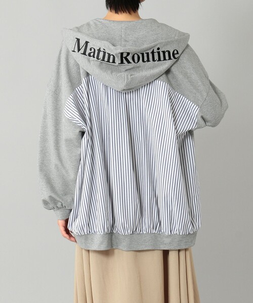 GRACE CONTINENTAL(グレースコンチネンタル)の「【LIFE STYLE WEAR】ドルマン裏毛パーカー(パーカー・レディース・ベージュ/グレー・36)」の18枚目の写真