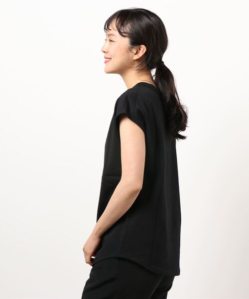 crie conforto（クリーコンフォルト）の「フレンチスリーブクルーPO（Tシャツ/カットソー・レディース・ブラック/ホワイト/ベージュ・MEDIUM/LARGE）」の4枚目の写真