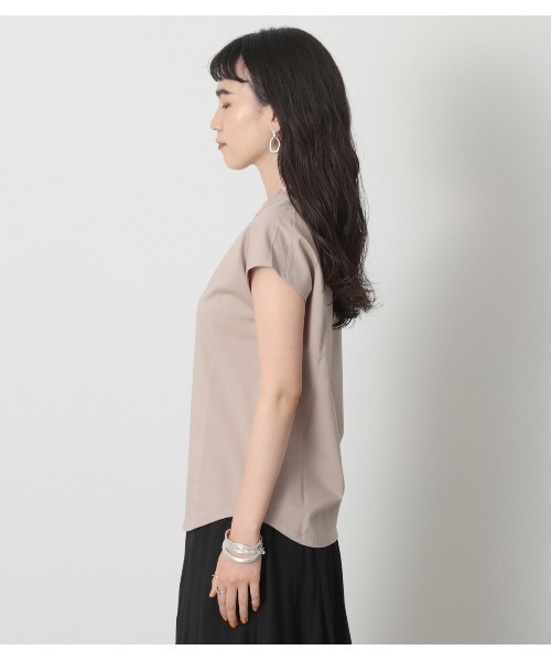 crie conforto（クリーコンフォルト）の「フレンチスリーブクルーPO（Tシャツ/カットソー・レディース・ブラック/ホワイト/ベージュ・MEDIUM/LARGE）」の9枚目の写真