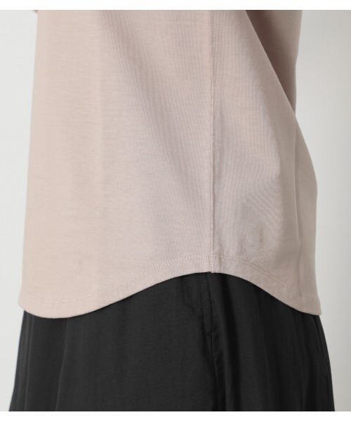 crie conforto（クリーコンフォルト）の「フレンチスリーブクルーPO（Tシャツ/カットソー・レディース・ブラック/ホワイト/ベージュ・MEDIUM/LARGE）」の13枚目の写真