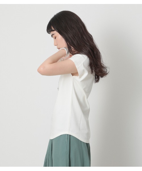 crie conforto（クリーコンフォルト）の「フレンチスリーブクルーPO（Tシャツ/カットソー・レディース・ブラック/ホワイト/ベージュ・MEDIUM/LARGE）」の22枚目の写真