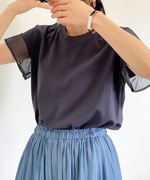 ottilie(オティーリエ)の「袖チュールTシャツ(Tシャツ/カットソー・レディース・チャコールグレー/ブラック/オフホワイト/ミント・FREE)」の9枚目の写真