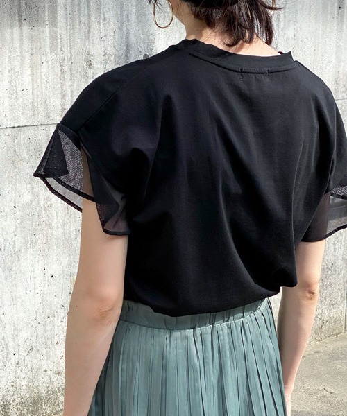 ottilie(オティーリエ)の「袖チュールTシャツ(Tシャツ/カットソー・レディース・チャコールグレー/ブラック/オフホワイト/ミント・FREE)」の7枚目の写真