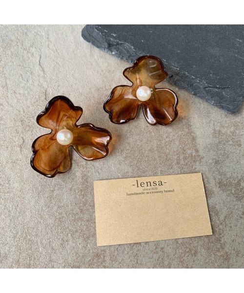 Lensa アクセサリー 鼈甲カラーのビックフラワーピアス Ma ピアス 両耳用 Tone トーン のファッション