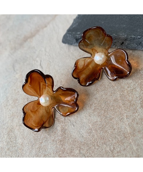 Lensa アクセサリー 鼈甲カラーのビックフラワーピアス Ma ピアス 両耳用 Tone トーン のファッション