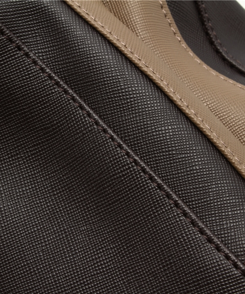 PAPILLONNER（パピヨネ）の「3-カラーリュック（バックパック/リュック・レディース・ブラック/ダークブラウン・FREE）」の9枚目の写真