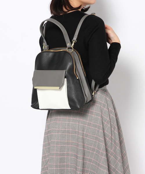 PAPILLONNER（パピヨネ）の「3-カラーリュック（バックパック/リュック・レディース・ブラック/ダークブラウン・FREE）」の3枚目の写真