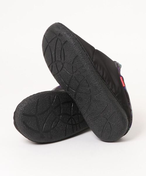 チチカカ(チチカカ)の「撥水キルティングスリッポン(スリッポン・レディース・ブラック/ネイビー/ブラウン/グレー/カーキ/ライトパープル・MEDIUM/LARGE/XX-LARGE)」の8枚目の写真