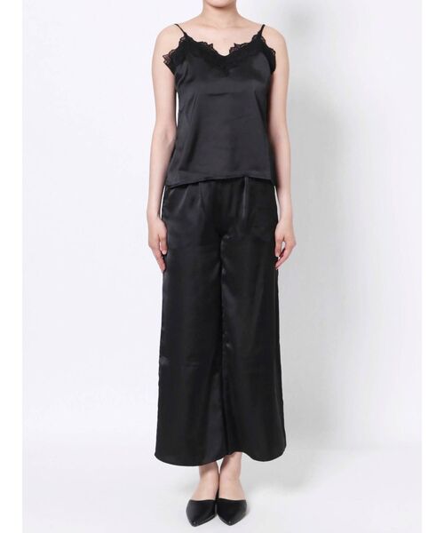 GYDA（ジェイダ）の「サテンルームウェアSETUP（ルームウェア/パジャマ・レディース・ブラック/ベージュ・FREE）」の9枚目の写真