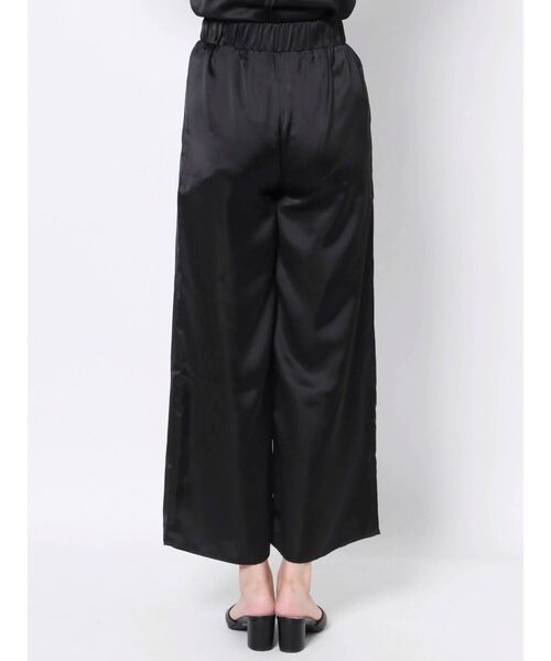 GYDA（ジェイダ）の「サテンルームウェアSETUP（ルームウェア/パジャマ・レディース・ブラック/ベージュ・FREE）」の10枚目の写真