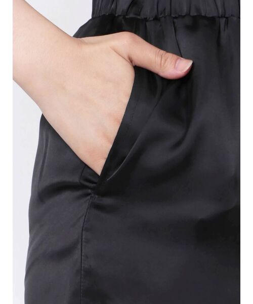 GYDA（ジェイダ）の「サテンルームウェアSETUP（ルームウェア/パジャマ・レディース・ブラック/ベージュ・FREE）」の12枚目の写真