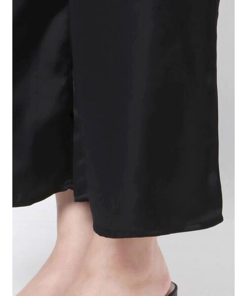 GYDA（ジェイダ）の「サテンルームウェアSETUP（ルームウェア/パジャマ・レディース・ブラック/ベージュ・FREE）」の16枚目の写真