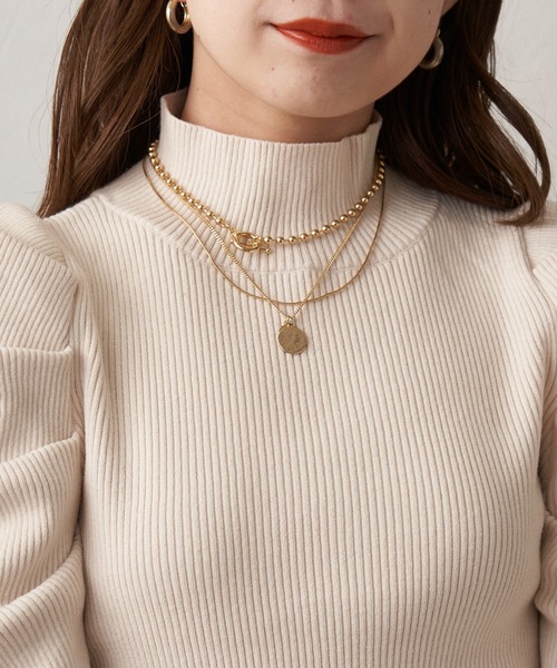 Chico（チコ）の「3連チェーンネックレスSET（ネックレス・レディース・ゴールド/シルバー・FREE）」の2枚目の写真