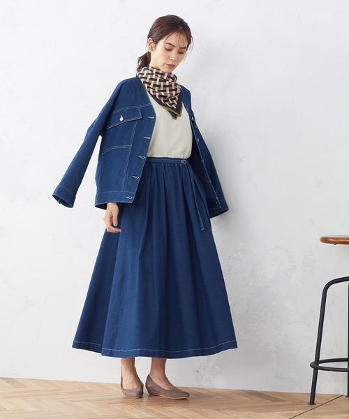 COMME CA ISM（コムサイズム）の「リング付きスカーフ（ストール/ショール・レディース・レッド/カーキ/ブルー/マスタード・FREE）」の18枚目の写真