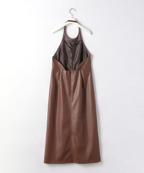 EMMEL REFINES（エメルリファインズ）の「＜EMMEL REFINES（エメル リファインズ）＞EM フェイクレザー エプロン ワンピース（ワンピース・レディース・ダークブラウン/ダークグリーン・FREE）」の16枚目の写真