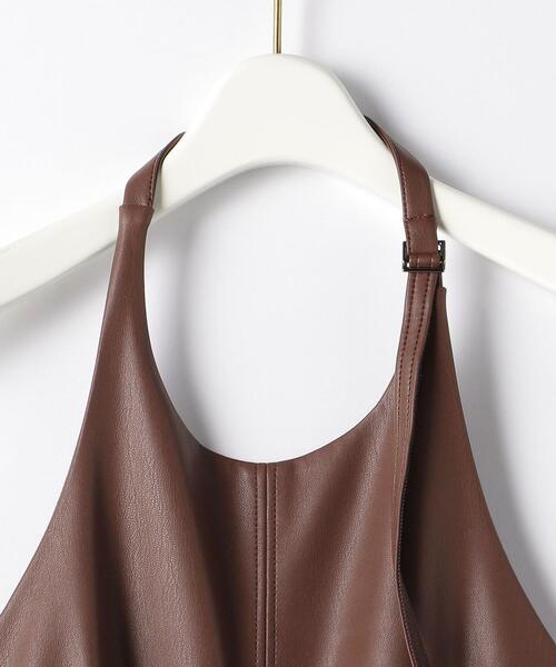 EMMEL REFINES（エメルリファインズ）の「＜EMMEL REFINES（エメル リファインズ）＞EM フェイクレザー エプロン ワンピース（ワンピース・レディース・ダークブラウン/ダークグリーン・FREE）」の14枚目の写真