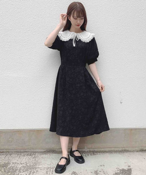 paravion（パラビオン）の「レース衿ワンピース（ワンピース・レディース・ブラック/オフホワイト・ONESIZE）」の2枚目の写真