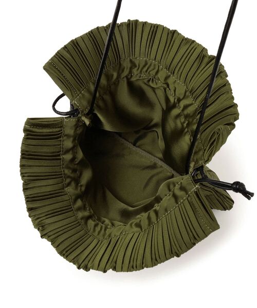 【美品】SEA プリーツ 巾着 BLACK プリーツプリーズPLEATS PLEASE プリーツ巾着バッグ 黒 | DC