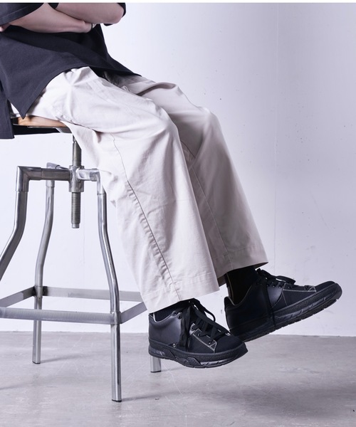 Alpinus（アルピナス）の「Alpinus - leather combi secretsole sneakers/レザーコンビシークレットソールスニーカー（スニーカー・メンズ・ブラック・SMALL/MEDIUM/LARGE）」の6枚目の写真