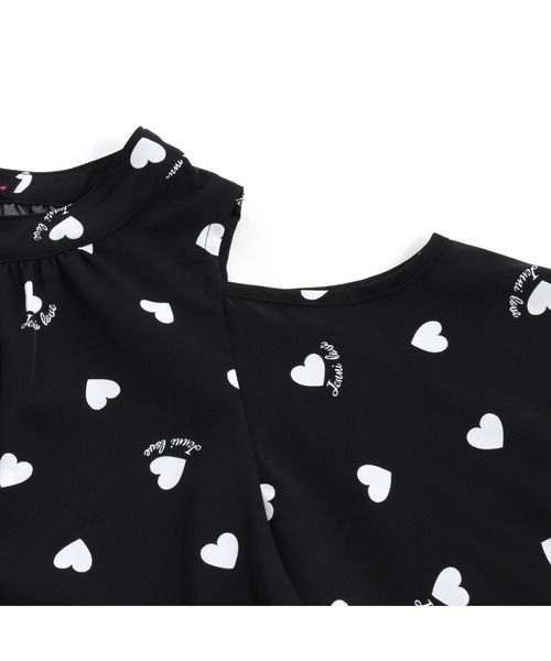 JENNI love（ジェニィラブ）の「ハート総柄肩あきブラウス（シャツ/ブラウス・キッズ・ブラック/オフホワイト・130cm/140cm/150cm/160cm）」の13枚目の写真