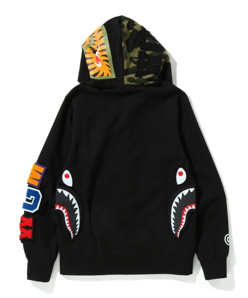 A BATHING APE（アベイシングエイプ）の「DETACHABLE SHARK FULL ZIP