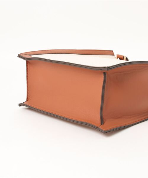 N.（N. Natural Beauty Basic）（エヌエヌナチュラルビューティーベーシック）の「【追加生産】スクエアメタルトートバッグ（トートバッグ・レディース・ブラウン系その他/グリーン・ﾌﾘ-）」の9枚目の写真