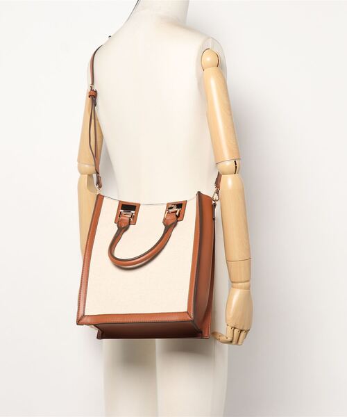 N.（N. Natural Beauty Basic）（エヌエヌナチュラルビューティーベーシック）の「【追加生産】スクエアメタルトートバッグ（トートバッグ・レディース・ブラウン系その他/グリーン・ﾌﾘ-）」の13枚目の写真