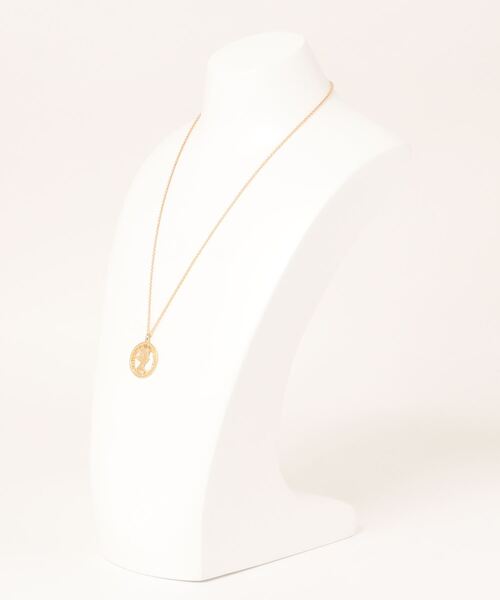 NATURAL BEAUTY BASIC（ナチュラルビューティーベーシック）の「コインレリーフペンダント（ネックレス・レディース・ゴールド・ﾌﾘ-）」の3枚目の写真