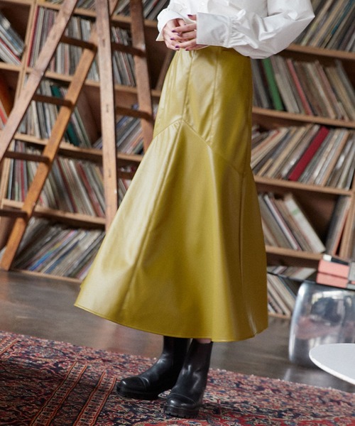 Keeepy(キーピー)の「【Keeepy】fake leather mermaid skirt(スカート・レディース・イエロー/ブラック・FREE)」の15枚目の写真