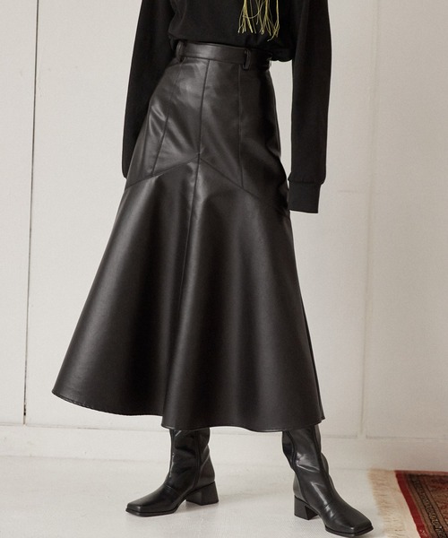 Keeepy(キーピー)の「【Keeepy】fake leather mermaid skirt(スカート・レディース・イエロー/ブラック・FREE)」の7枚目の写真