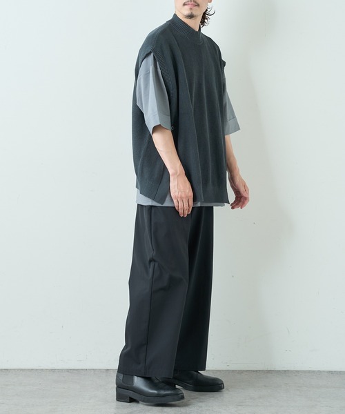 Lui's（ルイス）の「オーバーニットベスト（ベスト・メンズ・チャコールグレー/ブラック/モカ・FREE）」の12枚目の写真