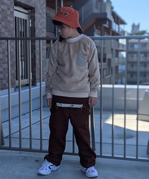 UNIVERSAL OVERALL(ユニバーサルオーバーオール)の「UNIVERSAL OVERALL/ユニバーサル オーバーオール キッズ ボア クルースウエット(スウェット・キッズ・ブラック/ベージュ・130/140/150)」の10枚目の写真