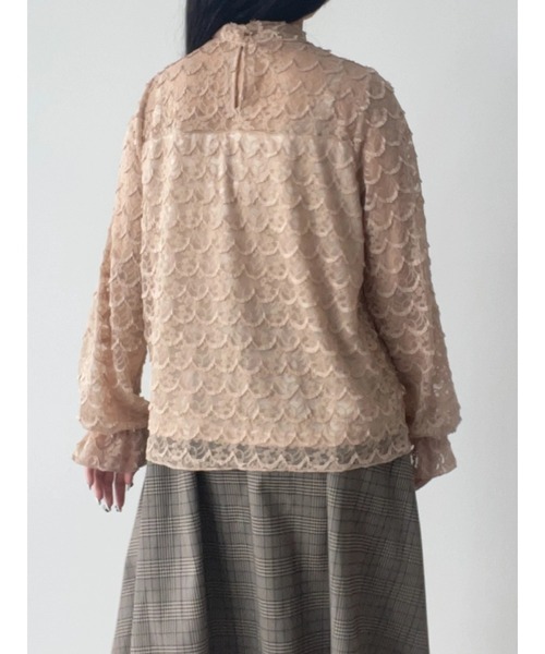 Areeam（アリーム）の「主役になるリボンレーストップス（シャツ/ブラウス・レディース・ベージュ/アイボリー・FREE）」の15枚目の写真