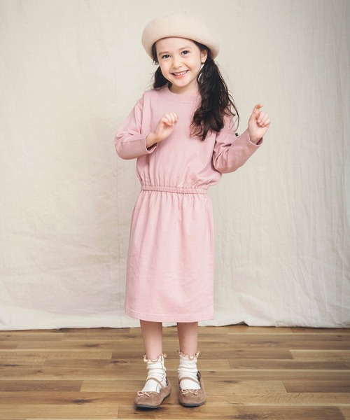 BRANSHES（ブランシェス）の「後ろスリット長袖ワンピース（ワンピース・キッズ・ブラック/ライトベージュ/ピンク・100cm/130cm/120cm/150cm/110cm/140cm）」の9枚目の写真